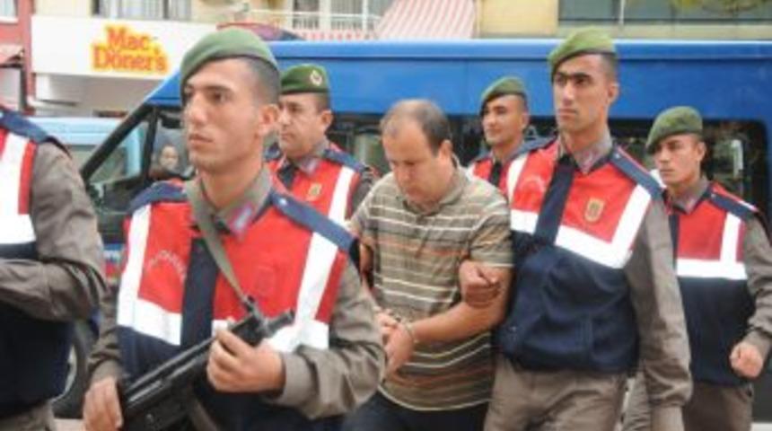 Serpil &Ouml;ğretmenin &Ouml;l&uuml;m&uuml;yle Ilgili G&ouml;zaltına Alınan Ş&uuml;pheli Adliyeye Sevk Edildi