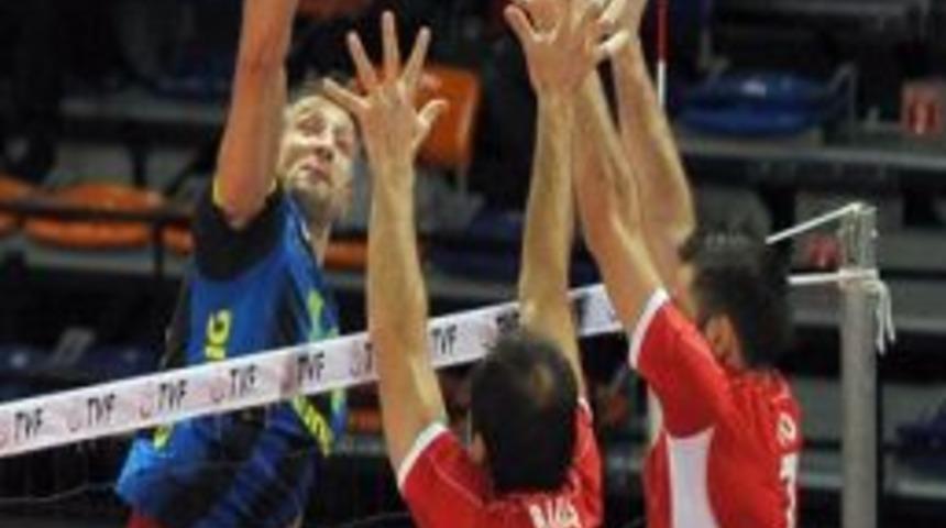 Maliye Milli Piyango: 3 - Fenerbah&ccedil;e Grundig: 1