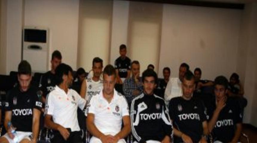 Beşiktaş, '&Ccedil;anakkale 1915' Filmini Izledi