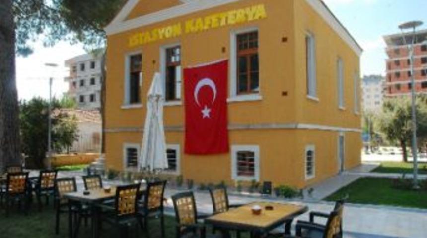 Tarihi Bina Restore Edildi, Kafe Oldu