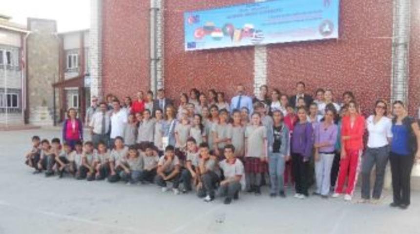 Kuşadası Rahime Bilici İlkokulu Comenius Projesinde