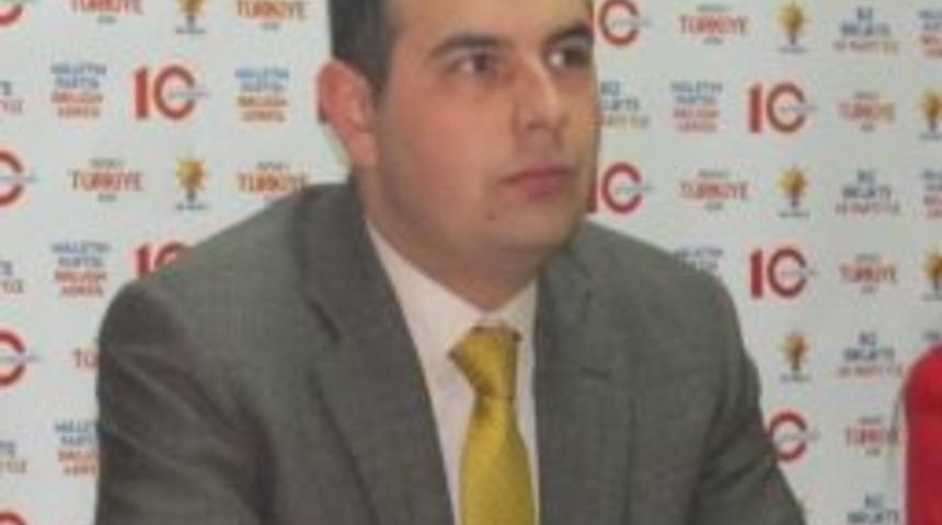 Ak Parti Gen&ccedil;lik Kolları&rsquo;ndan 18 Yaş Değerlendirmesi