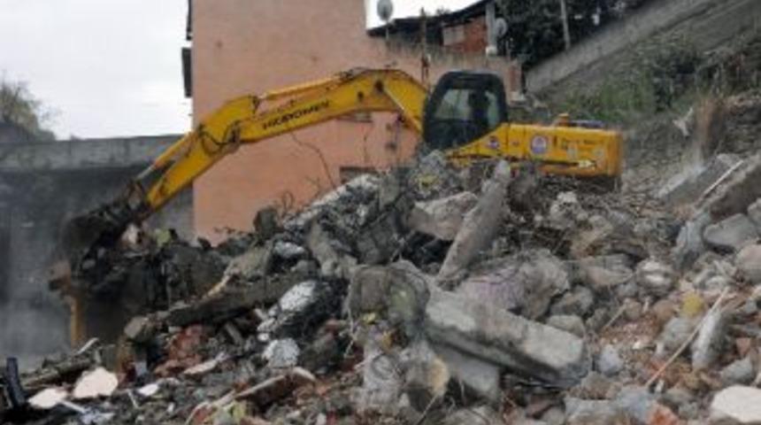 Tabakhane'de Yıkımlar Devam Ediyor