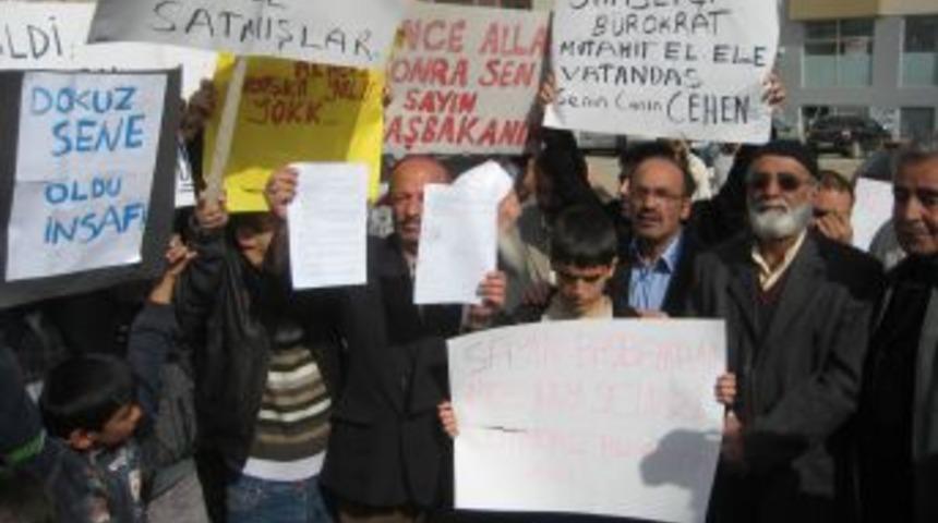 Erzurum'da Ilahili Protesto