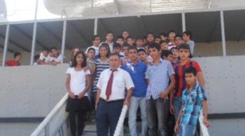 &Ccedil;ogem'li &Ccedil;ocuklar Tarsus'u Gezdi