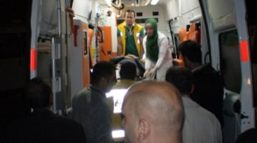 Van&rsquo;da Trafik Kazası: 3 Yaralı