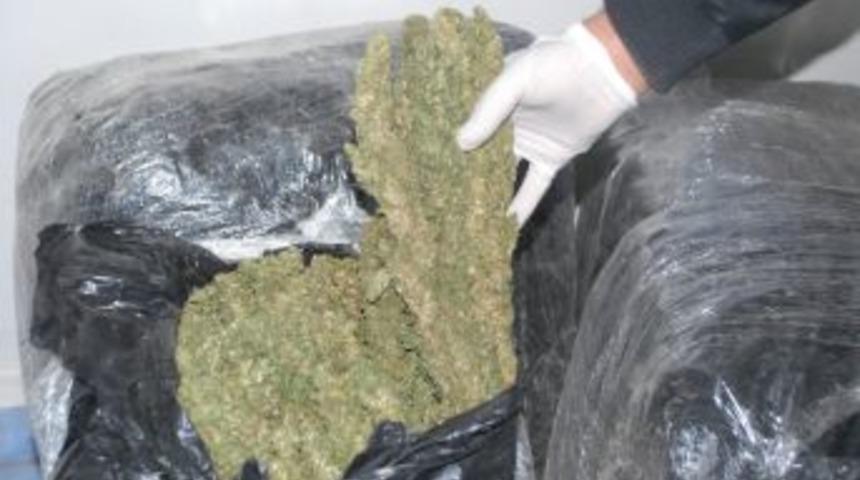 Siverek&rsquo;te 72 Kilo 365 Gram Esrar Ele Ge&ccedil;irildi