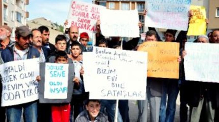 93 Yaşındaki Hacıdan Gazelli Ev Protestosu