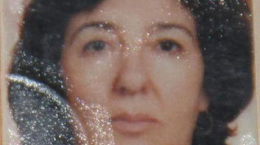 Cam silerken 3'&uuml;nc&uuml; kattan d&uuml;şen kadın &ouml;ld&uuml;