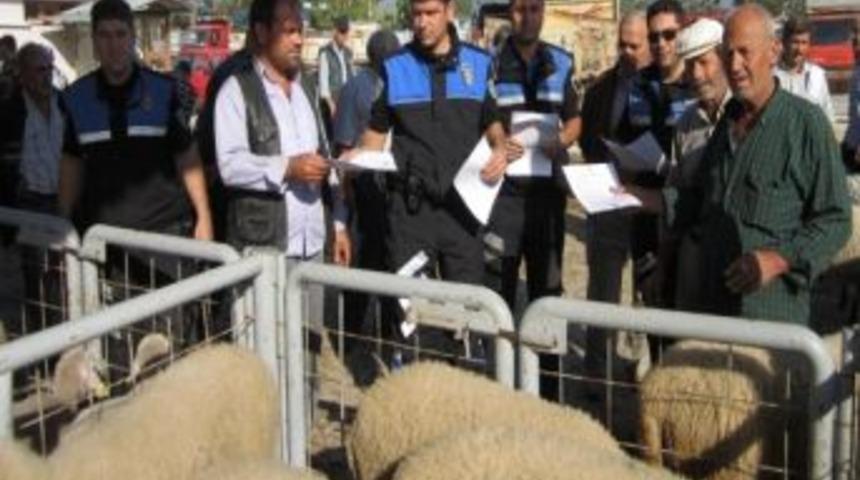 Toplum Destekli Polisten Vatandaşa Sahte Para Uyarısı