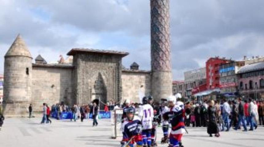 Erzurum&rsquo;da &ldquo;nerde Hareket Orda Bereket&rdquo;