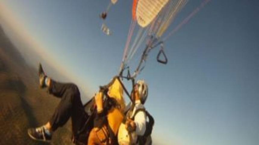 G&ouml;ky&uuml;z&uuml;nde Evlilik Teklifi