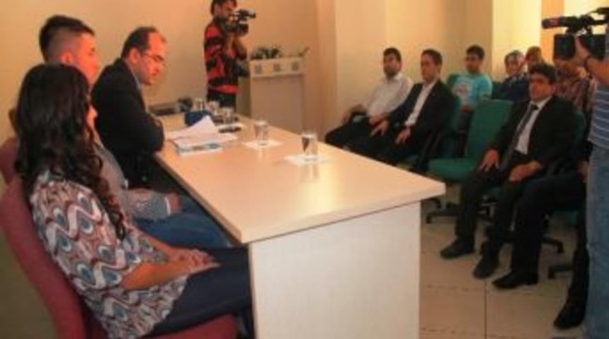 İl Gen&ccedil;lik Kollarından Basın A&ccedil;ıklaması