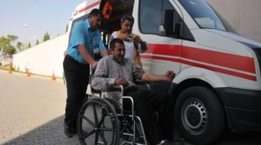 Kurumuş Ağa&ccedil;ları Keserken Ayağını Hızar Makinesine Kaptırdı