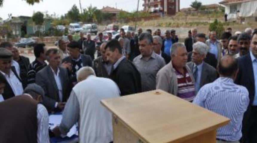 Belde Sakinleri Belediyelerin Kapatılmasını İstemiyor