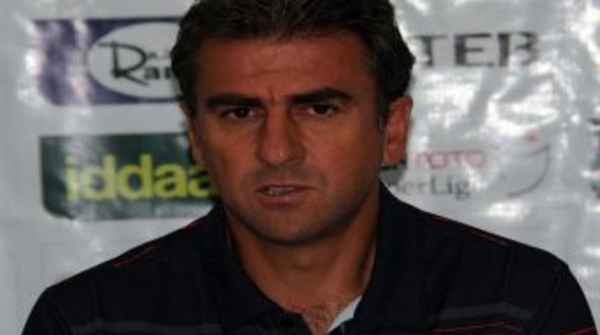 Hamzaoğlu: Futbolcularımın Ortaya Koyduğu M&uuml;cadeleden Memnunum