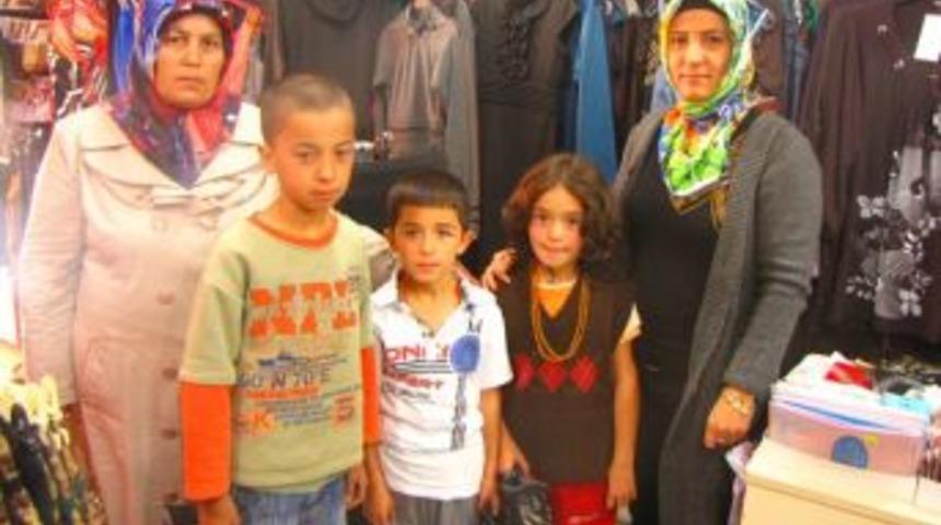 Yediveren Derneği Yetim &Ccedil;ocukları Unutmadı