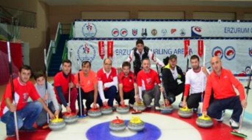 Curling'e Vatandaş İlgisi