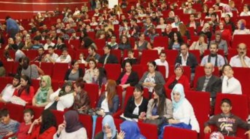 Gebze K&uuml;lt&uuml;r Merkezi Sosyal Ve K&uuml;lt&uuml;rel Etkinliklere Ev Sahipliği Yapıyor