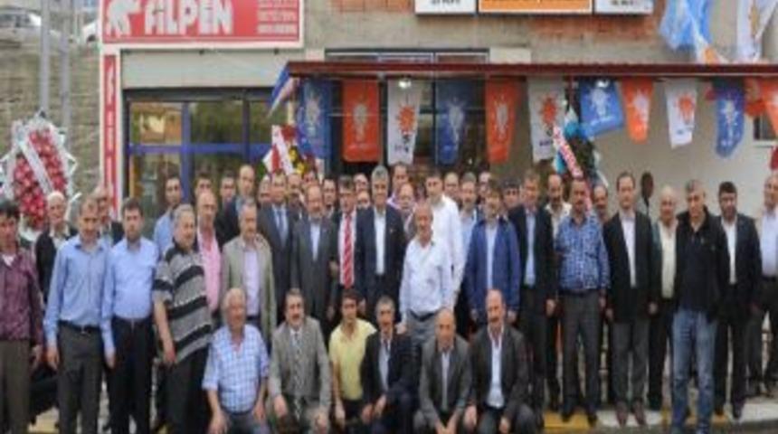 Başkan G&uuml;mr&uuml;k&ccedil;&uuml;oğlu&rsquo;ndan Beldelere &ldquo;b&uuml;y&uuml;kşehir&rdquo; Gezileri Başladı