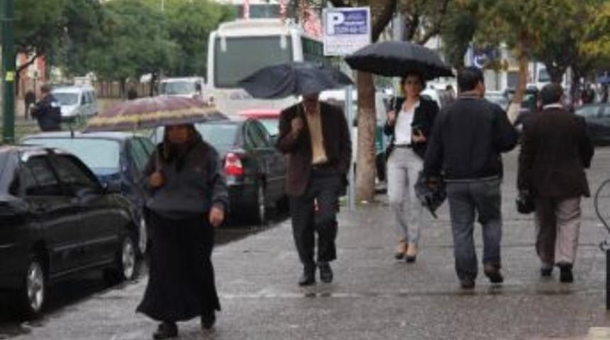 Sağanak Yağış Gaziantep'i Etkisi Altına Aldı