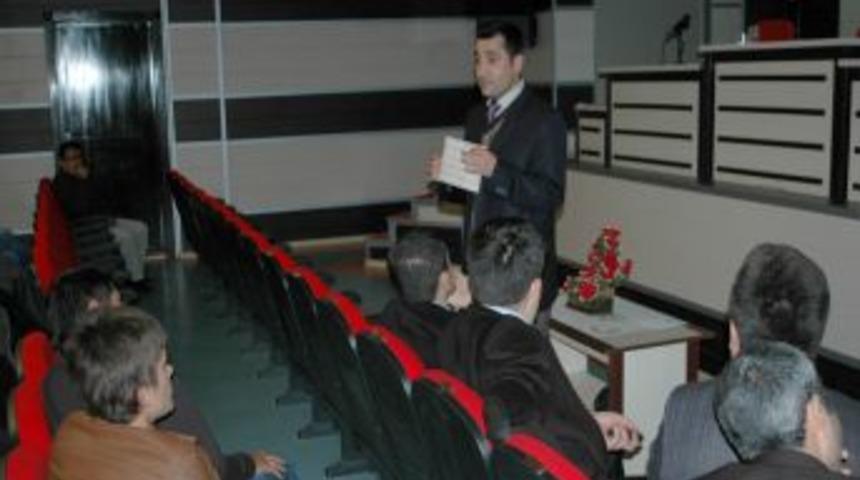 &Ouml;ğrenci Ve Veliler Konferansta Buluştu