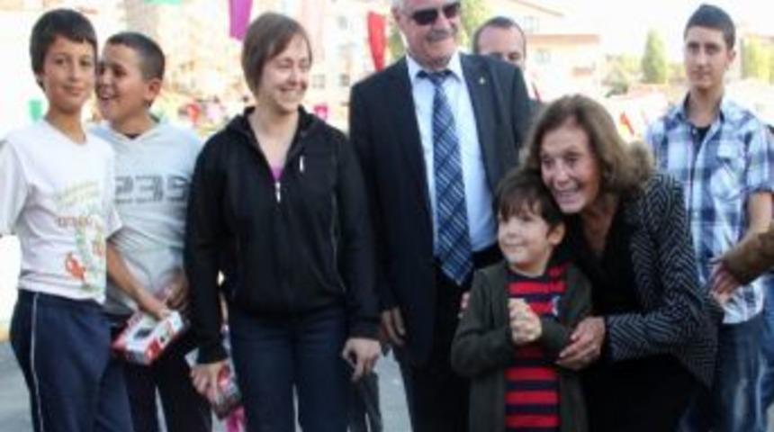 &Ccedil;ankaya&rsquo;da Parklara &Uuml;nl&uuml; Tiyatrocuların İsmi Verildi