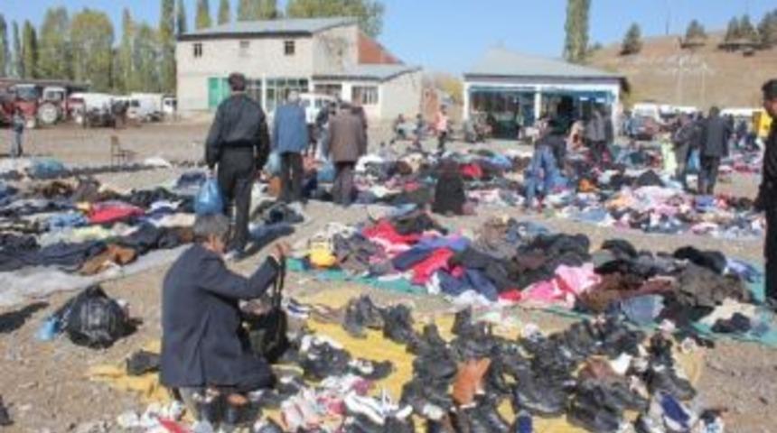 Bayram &Ouml;ncesi İkinci El Elbise Pazarına Yoğun İlgi