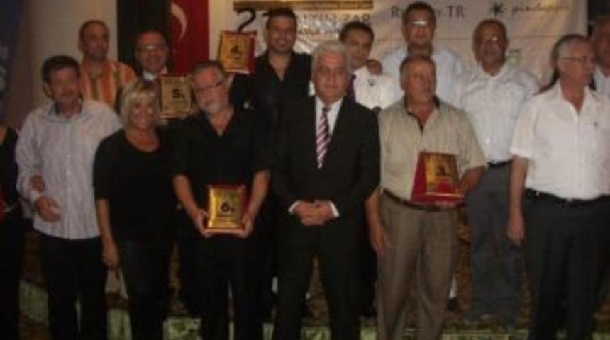 Marmaris'te Zarlar Eğitim Yararına Atıldı