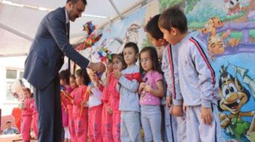 Başkan Bayram "okullarda Şenlik Var" Programına Katıldı