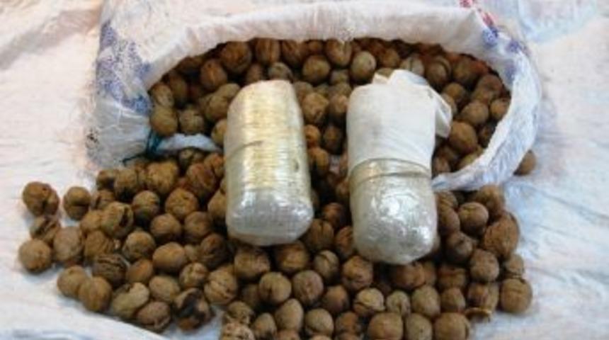 Ceviz &Ccedil;uvalından Eroin &Ccedil;ıktı