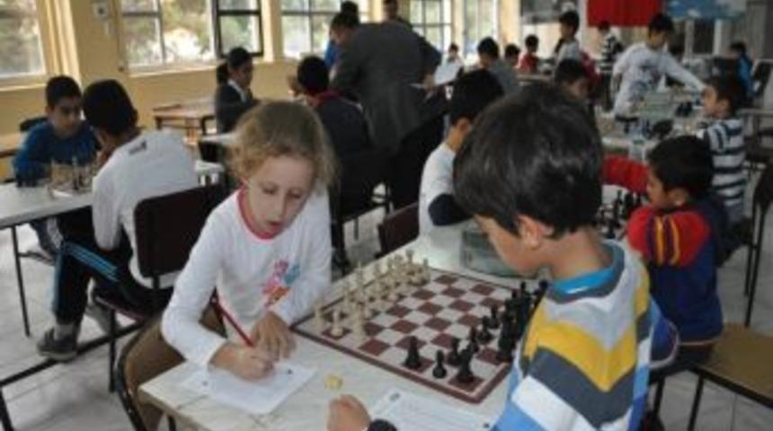 29 Ekim Cumhuriyet Bayramı Satran&ccedil; Turnuvası Sona Erdi