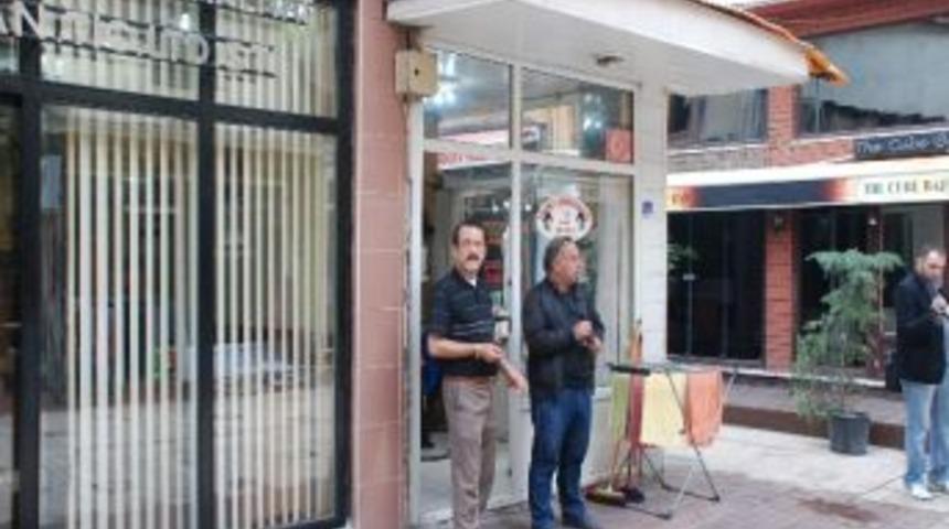 Birahaneye Giren Hırsız Alem Yaptı