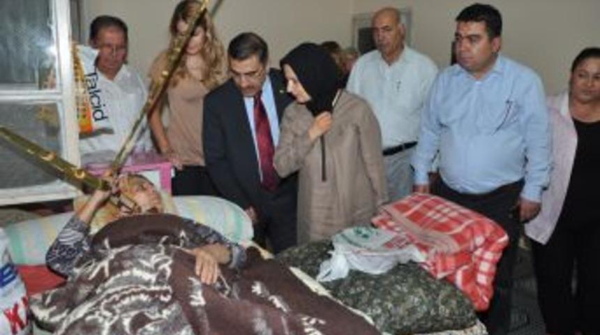 Başkan &Ccedil;elikcan'dan &ccedil;atkapı ziyaret