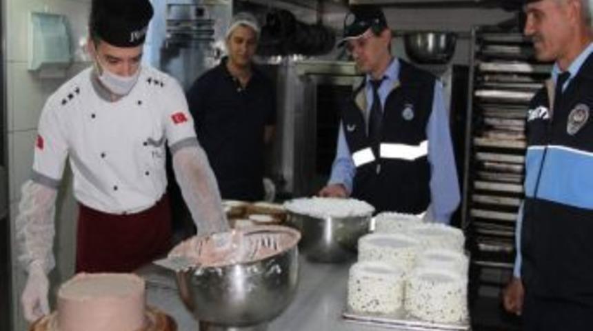 Karam&uuml;rsel Zabıtası'ndan Bayram Denetimi