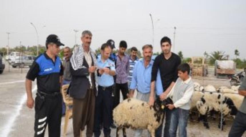 Polisten Kurbanlık Satıcılarına Sahte Para Uyarısı