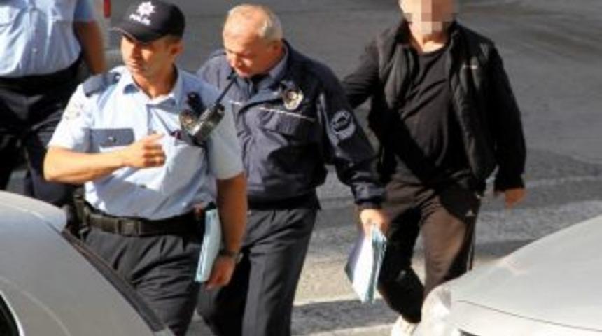 'cep Telefonu &Ccedil;alma' İddiasına G&ouml;zaltı