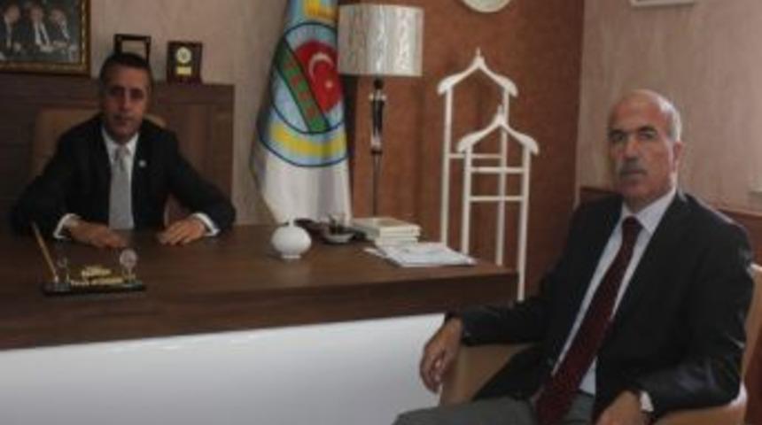 İl &Ouml;zel İdaresi Genel Sekreteri Cesim G&ouml;k&ccedil;e&rsquo;den Başkan Aydemir&rsquo;e Ziyaret