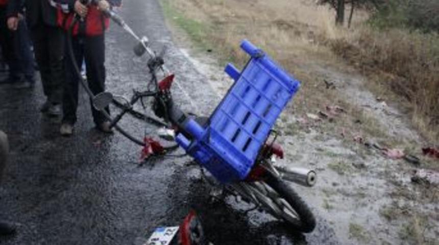 &Ccedil;arpışan Motosikletlerin S&uuml;r&uuml;c&uuml;leri &Ouml;ld&uuml;