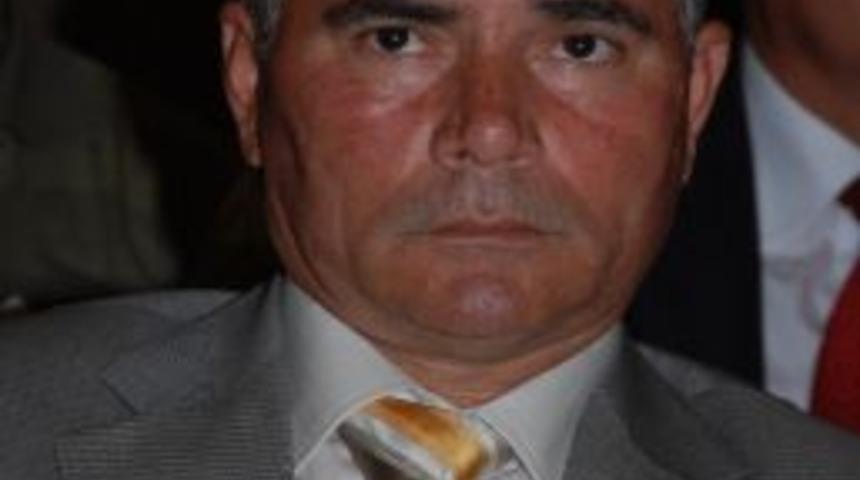 Rafet &Uuml;nal G&ouml;reve İade Edildi