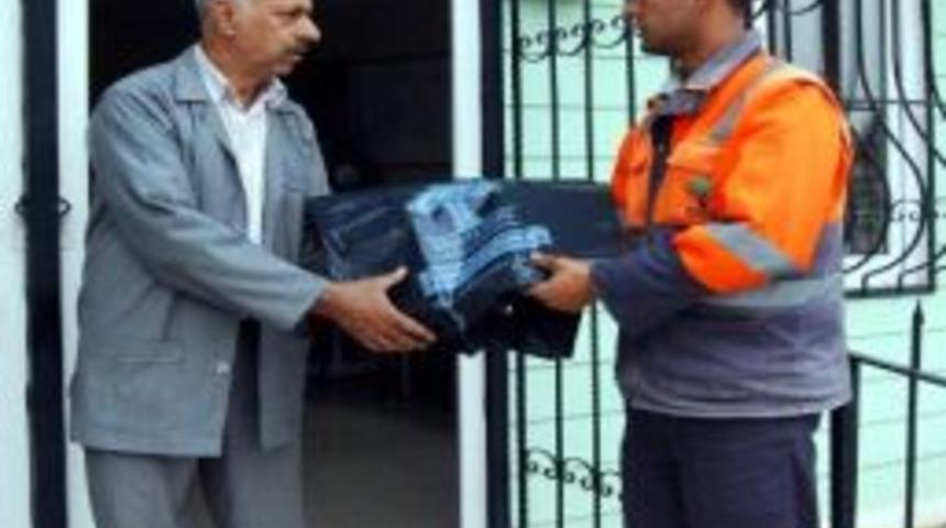 Şehitkamil Belediyesi Kurban Poşeti Dağıttı