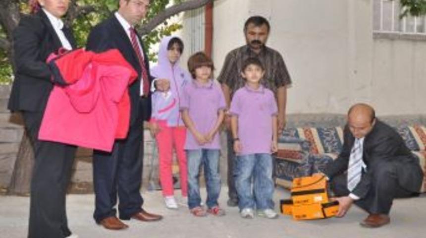 Dsm&rsquo;den H&uuml;k&uuml;ml&uuml;lere Giyecek Yardımı