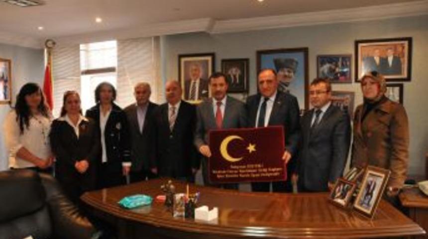 AK Parti&rsquo;den K&ouml;stekli'ye ziyaret