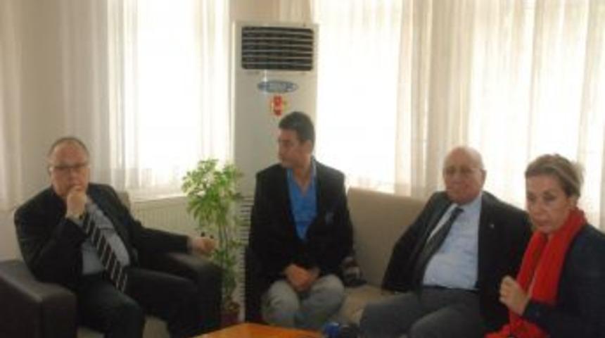 Basın Konseyi &Uuml;yeleri Bolu Gazeteciler Cemiyeti&rsquo;ni Ziyaret Etti