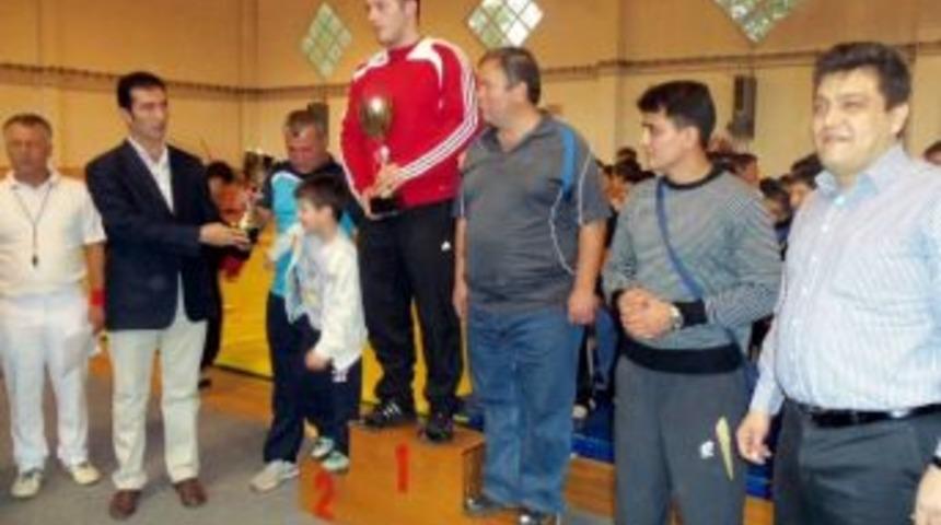 G&ouml;nen'de G&uuml;reş M&uuml;sabakaları