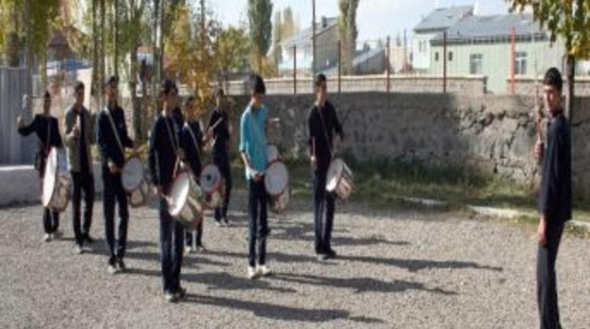 Pasinler Cumhuriyete Hazır