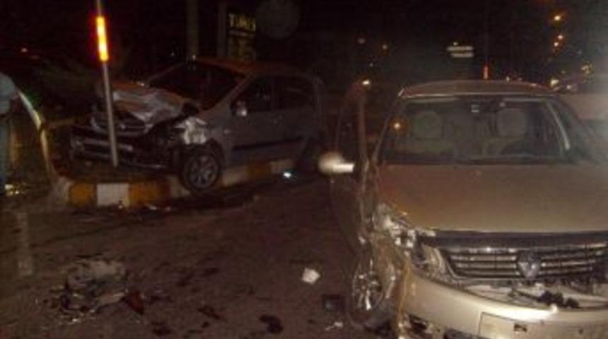 Trabzon'da Trafik Kazası: 5 Yaralı