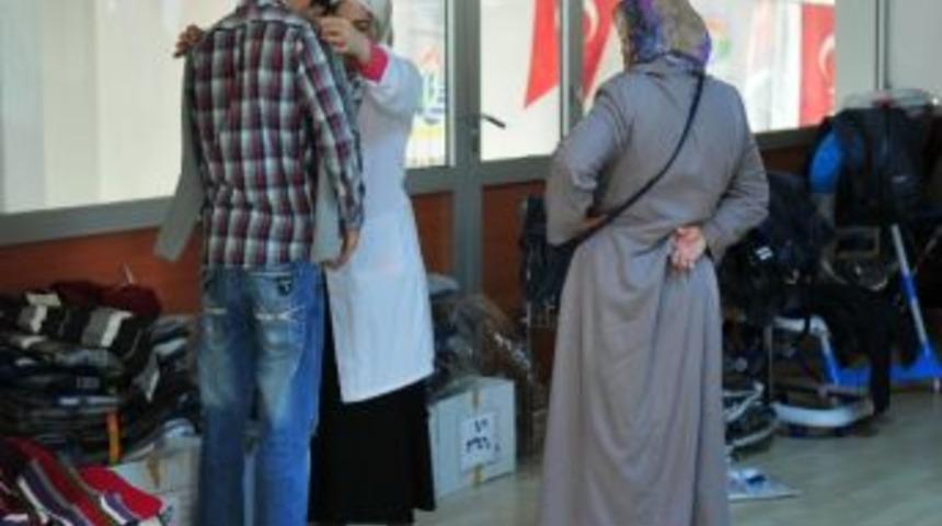 Tuzlalı Yetimlerin Bayram Sevinci