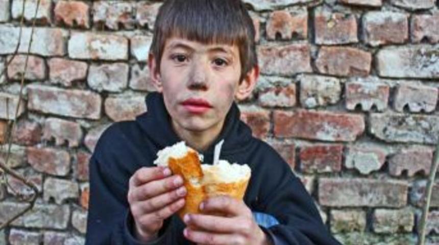 'Askıda Ekmek' Geleneği Ile Belediyeler Sosyal Yaraya Merhem Oluyor