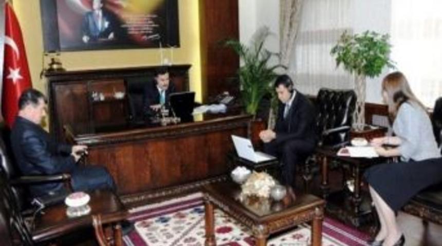 Valilikte Tele-konferans Toplantı